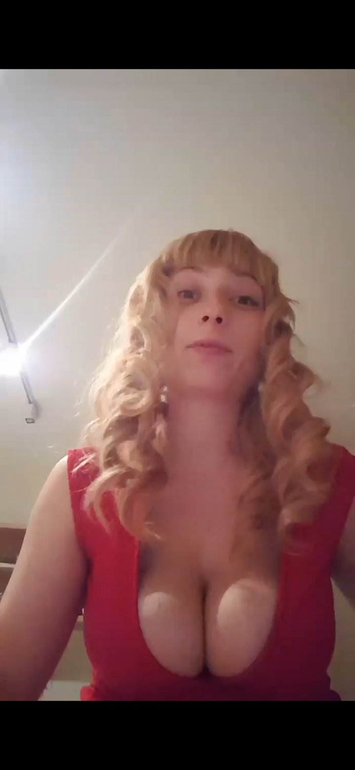 Lucia la pechotes #G7BXvD87