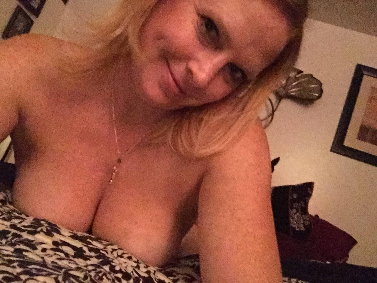 Requested milf expose #yhiNGY9s