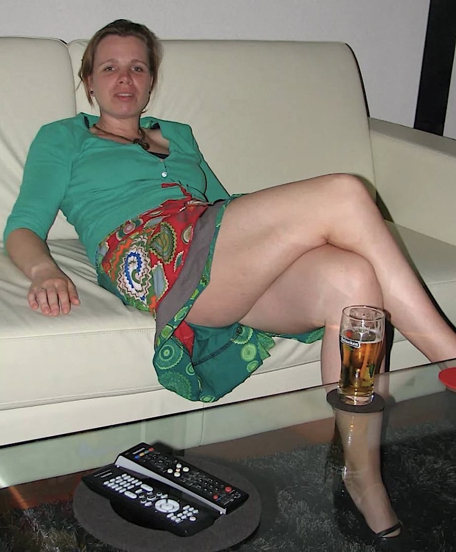 Caro, 29yo, ex slutwife of a friend #X3K3tK8H