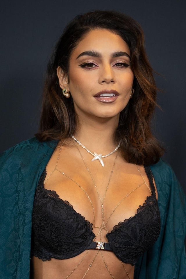 Wank bank (26). Vanessa Hudgens. #hKKSZ9Zi