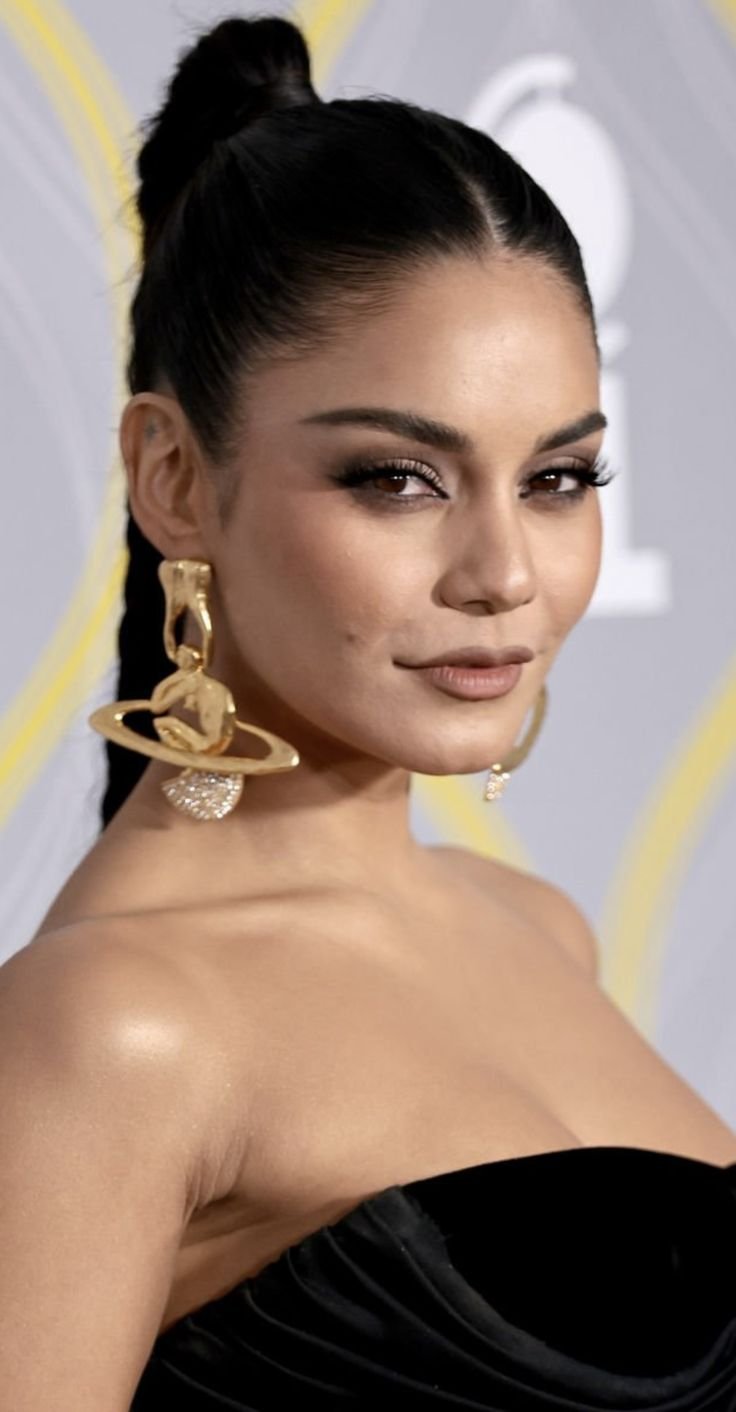 Wank bank (26). Vanessa Hudgens. #xyp3tv7F
