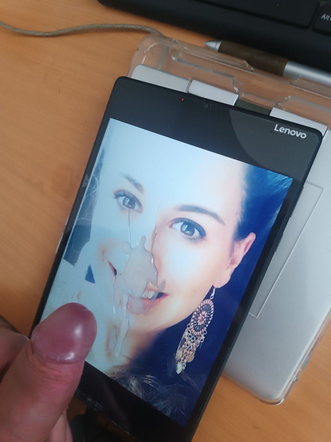 Pretty smile cum tribute #IoPDGlfL