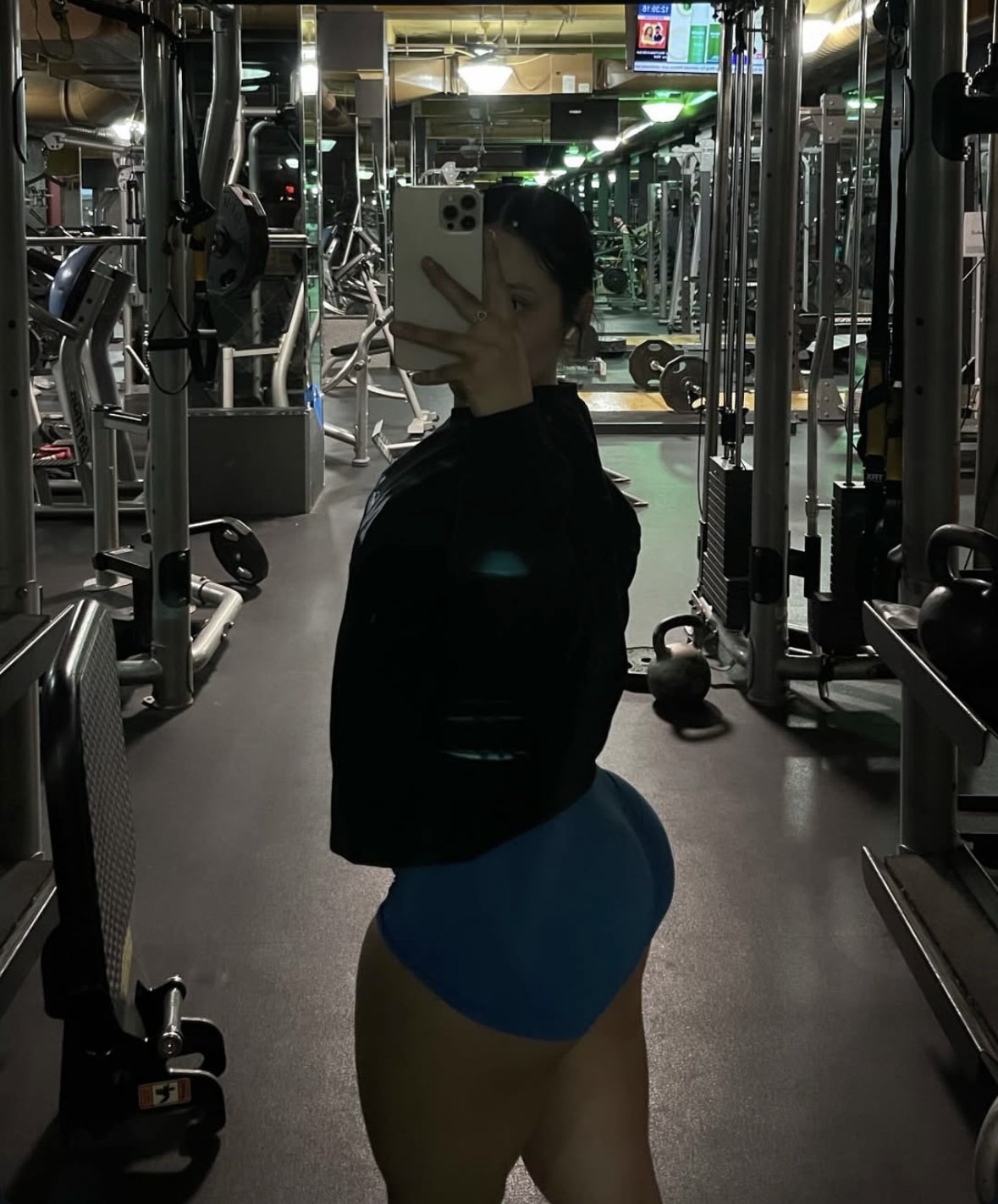 Random goon fuel #Bpfd5CTR