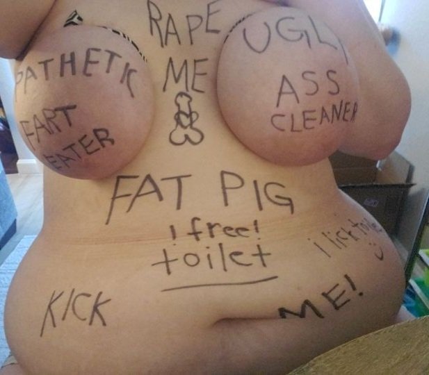 Saggy fat hogslut loves toilets #UbbZUTlw