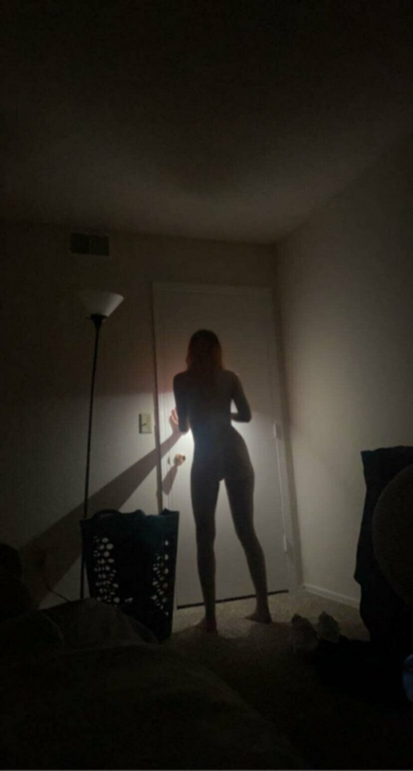 Cuck's GF G #VftTVze3