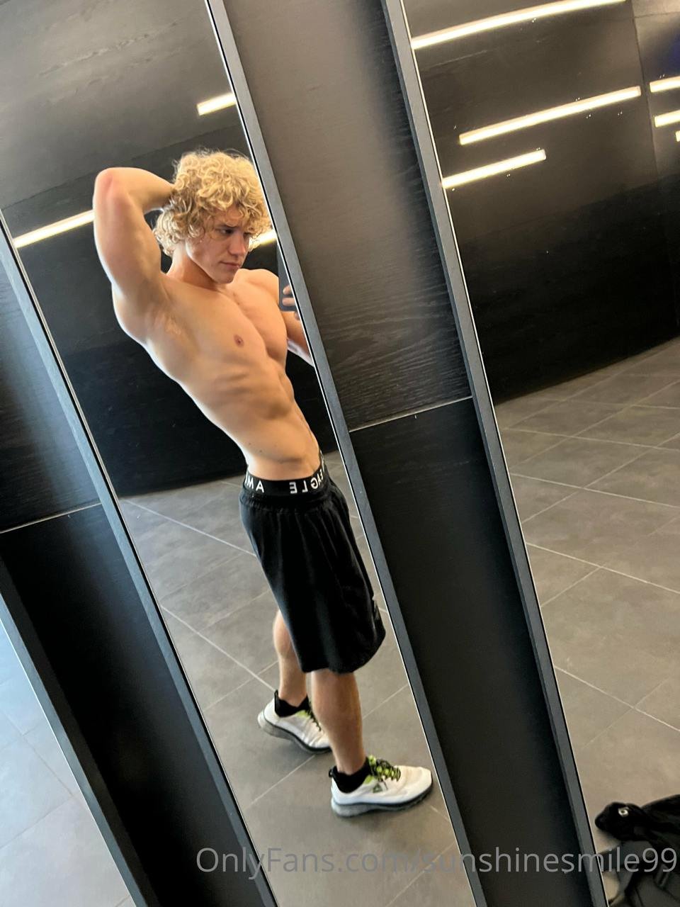 Sexy blonde angel Owen #Rl1MyT5P