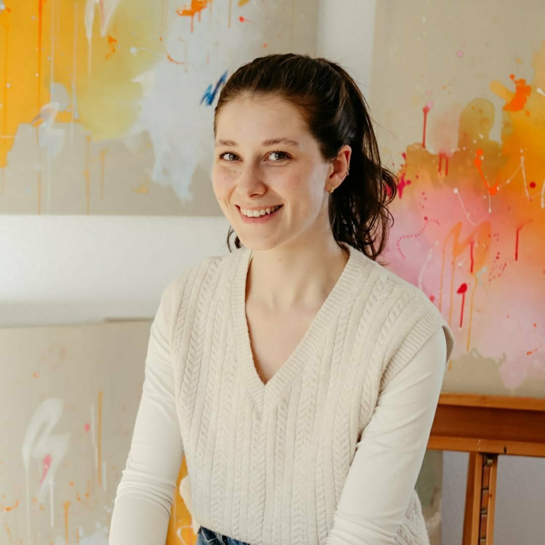 Geile Schlampe Merle bietet ihre überteuerte Kunst online an #8BHGrAEx