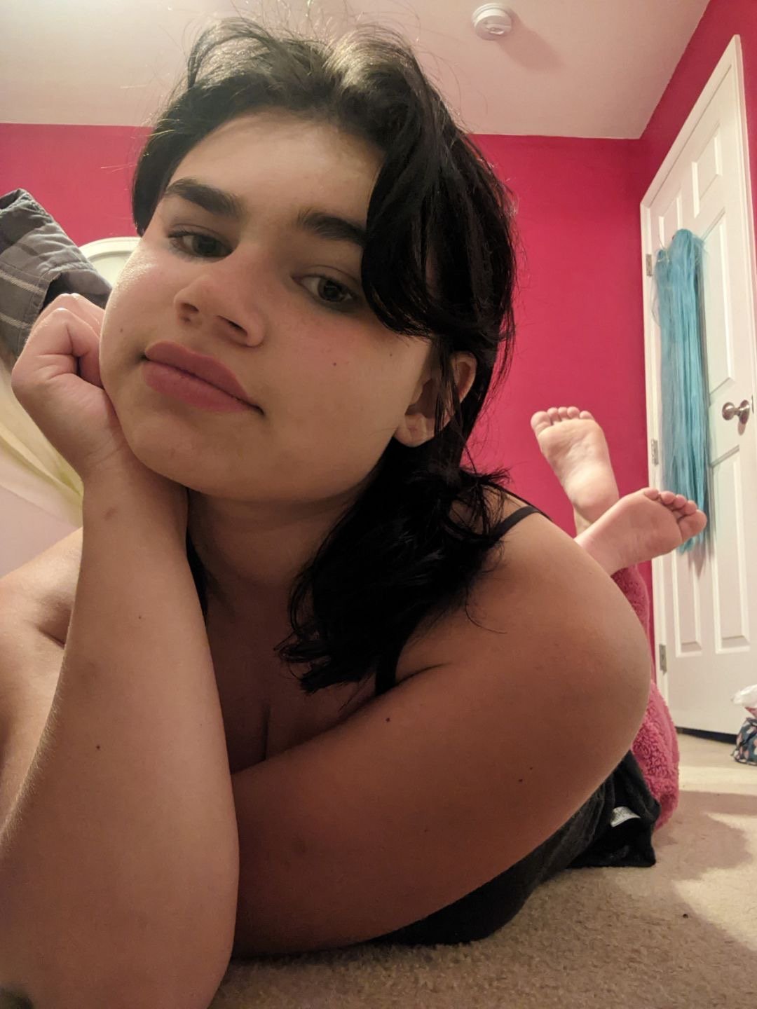 Feet slut #41ZXxhjq
