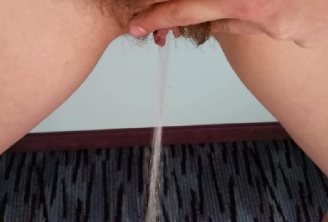 Carpet pissing 8 #jEDVCxWj