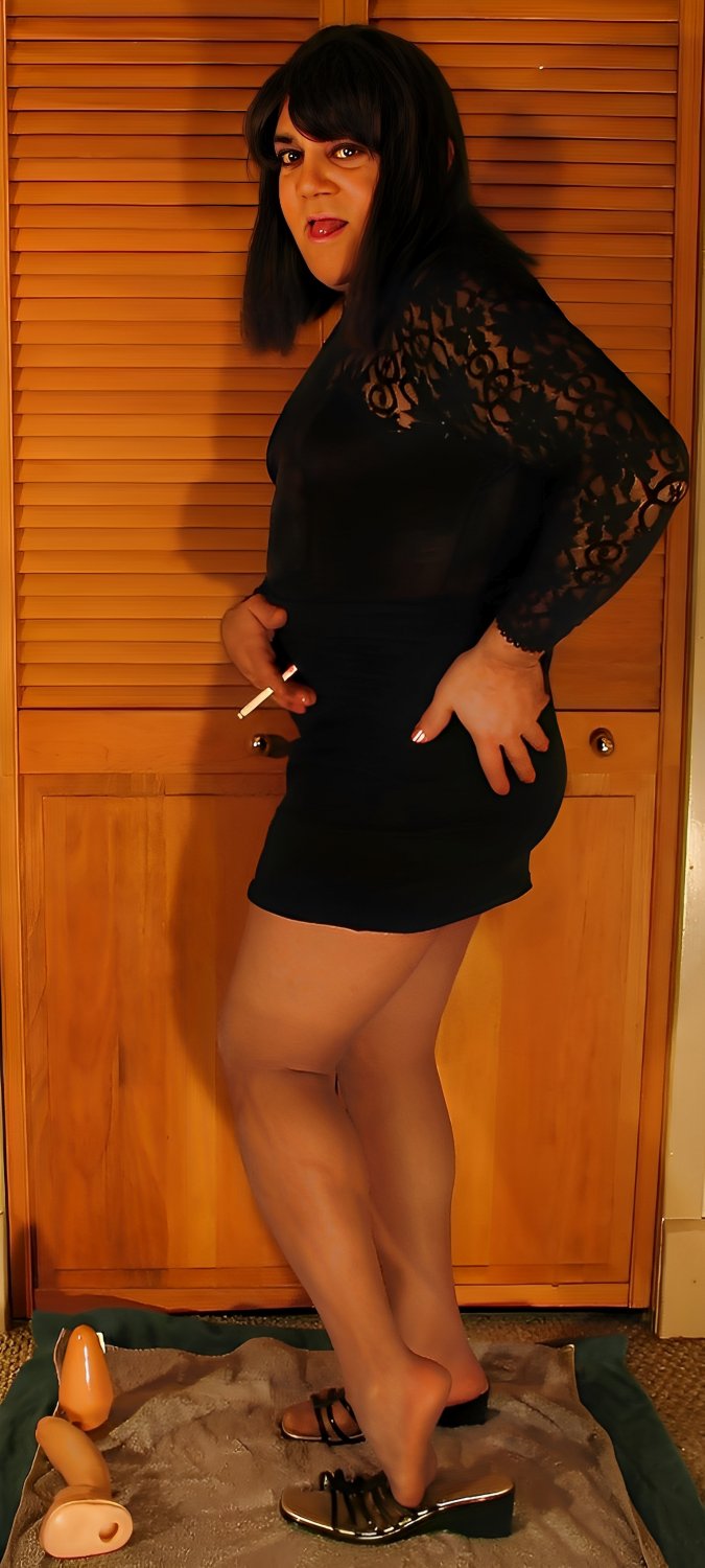 Crossdresser Sissy Jazmin Posing and Shoving a Dildo in my Sissyhole #fNqsfDOc