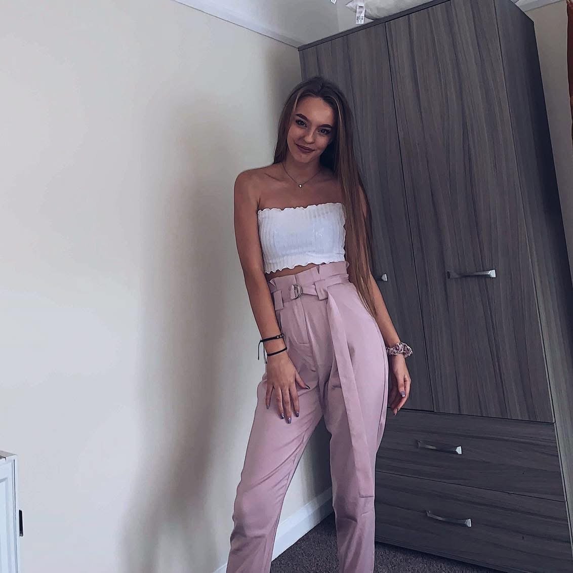 Mommy Sophie has control over my cock I’d do anything for her hard for hours kik:jerkrequest1 #LbyeXNEq