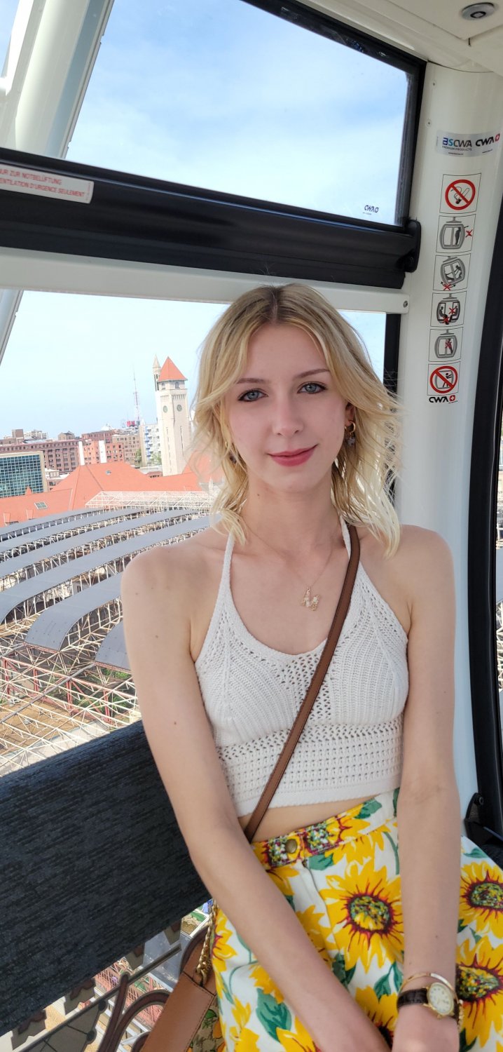 24yo coke whore Molly #87CDxXTY