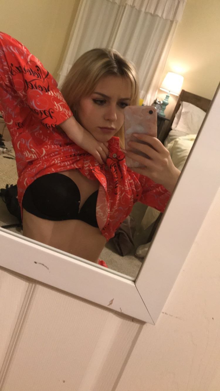 24yo coke whore Molly #jEYzOy9w