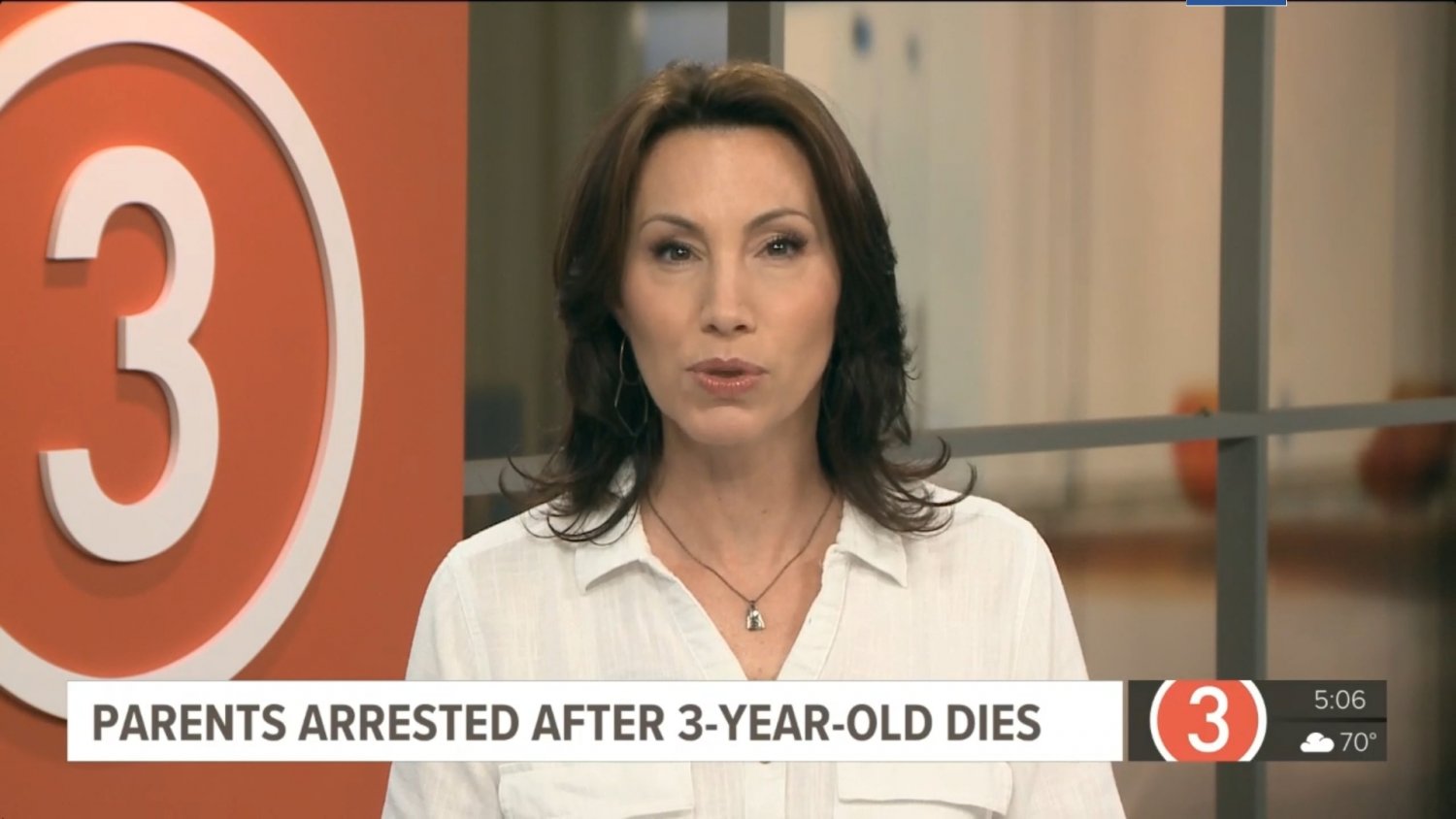 MILF reporter Betsy Kling.  5/14 #IqYgVM5D